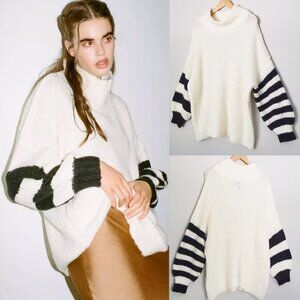NEW Urban Outfitters Gemini Turtleneck Tunic Sweater S Oversized Chunky Knit $79